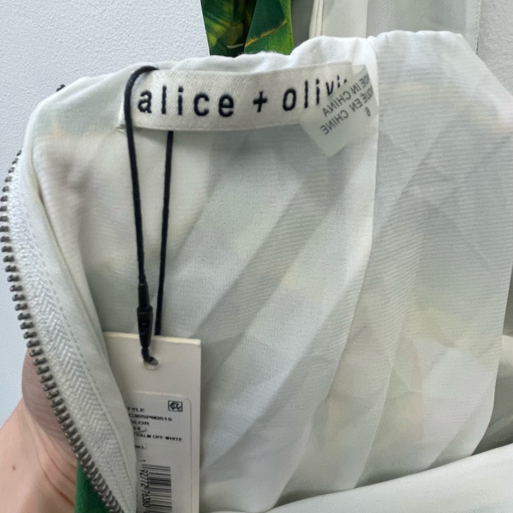 NWT Alice + Olivia Karolina Tie Back Maxi Dress Palm Off White size 6 - Picture 6 of 8